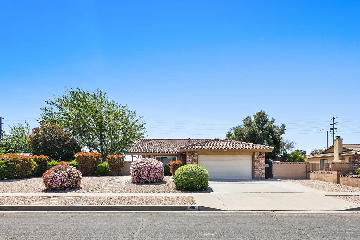 West Palmdale RanchStyle Beauty