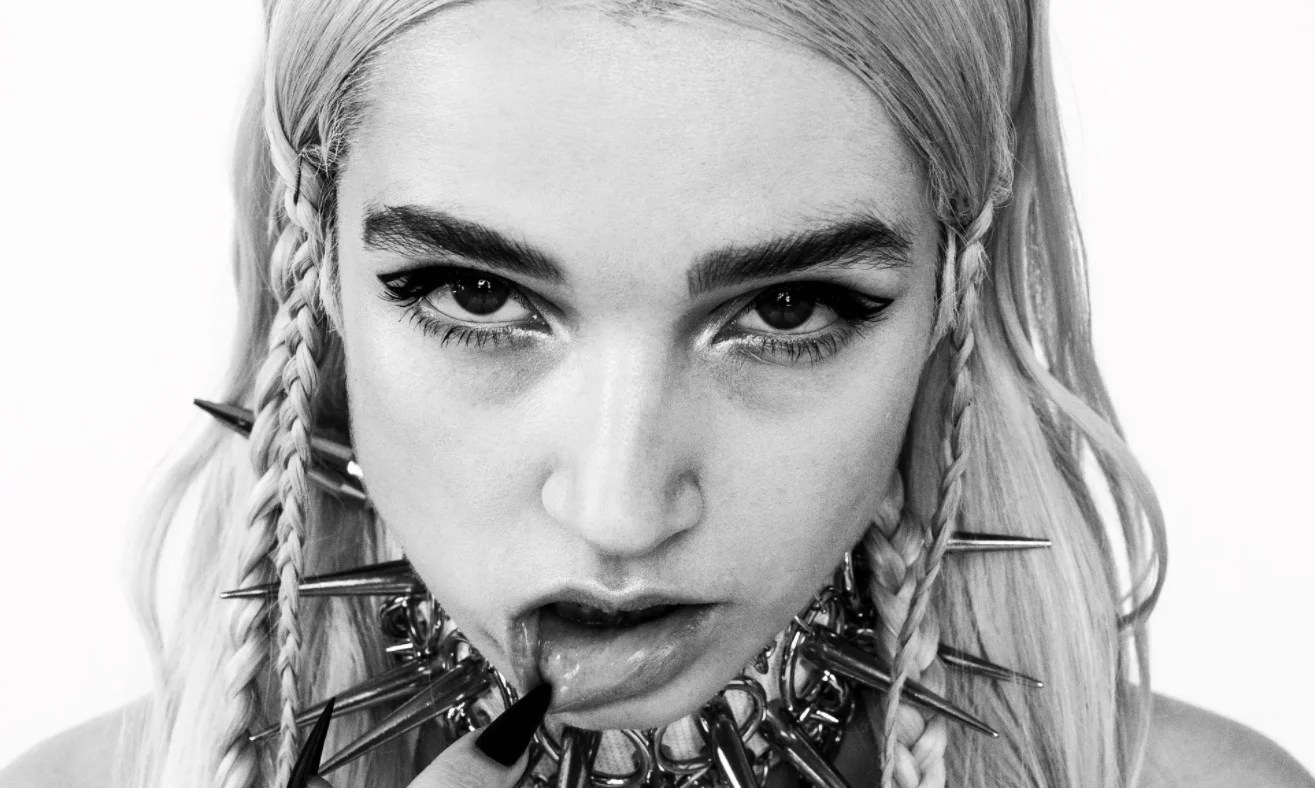 Poppy Escucha tres nuevas canciones