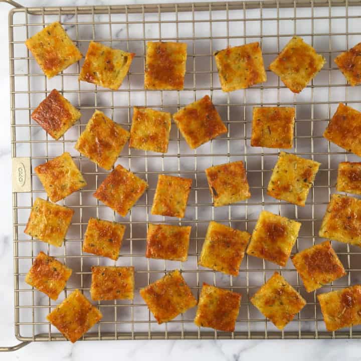 Keto Crackers Recipe (Low Carb Crackers)