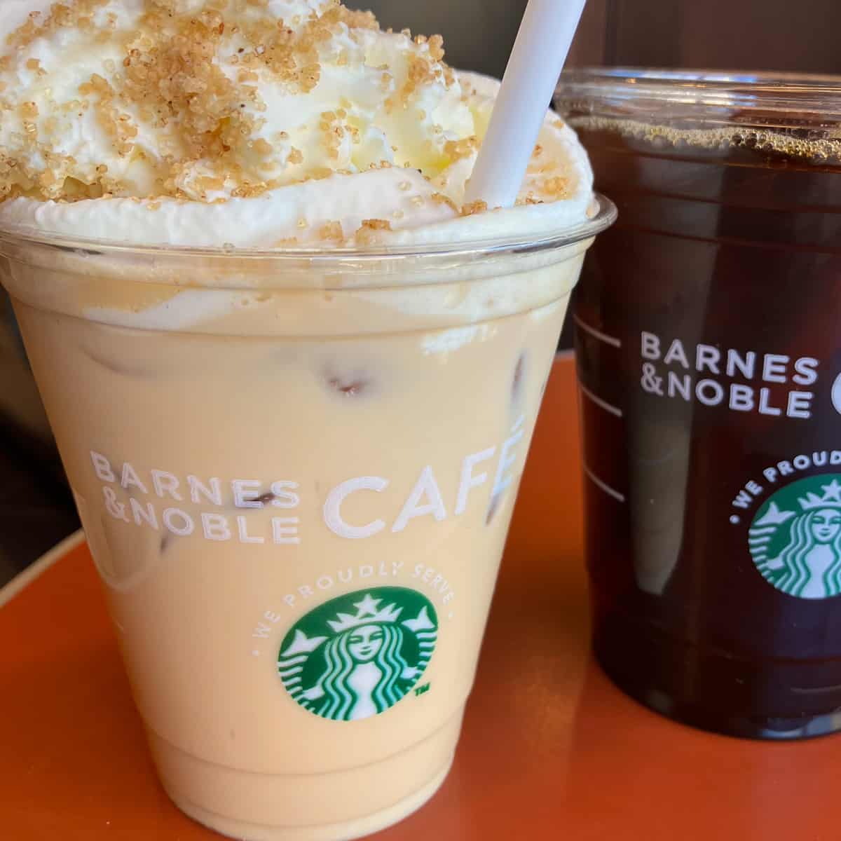 Iced Coffee vs. Iced Latte (Difference Between Latte and Coffee)