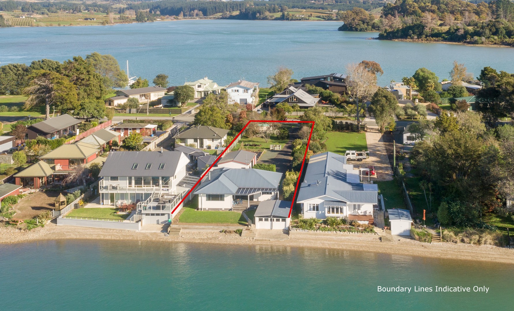 Estate Sale . . . Mapua Magic