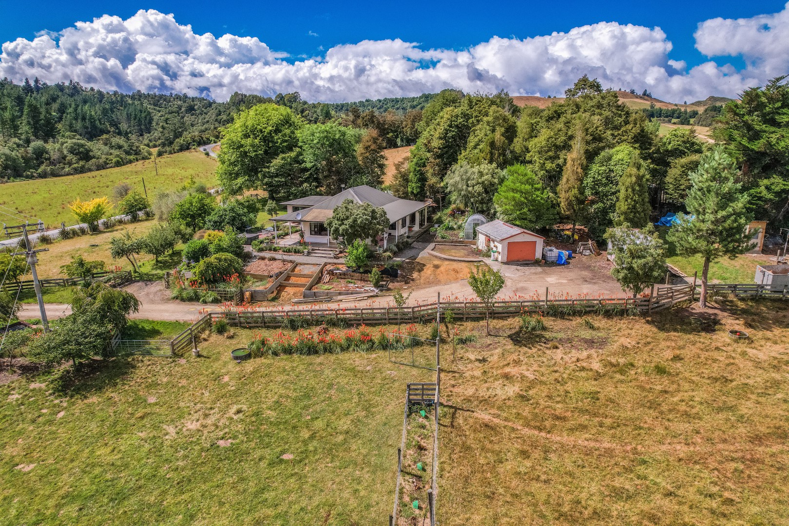 3.6ha With Family Home A Real Slice of Country