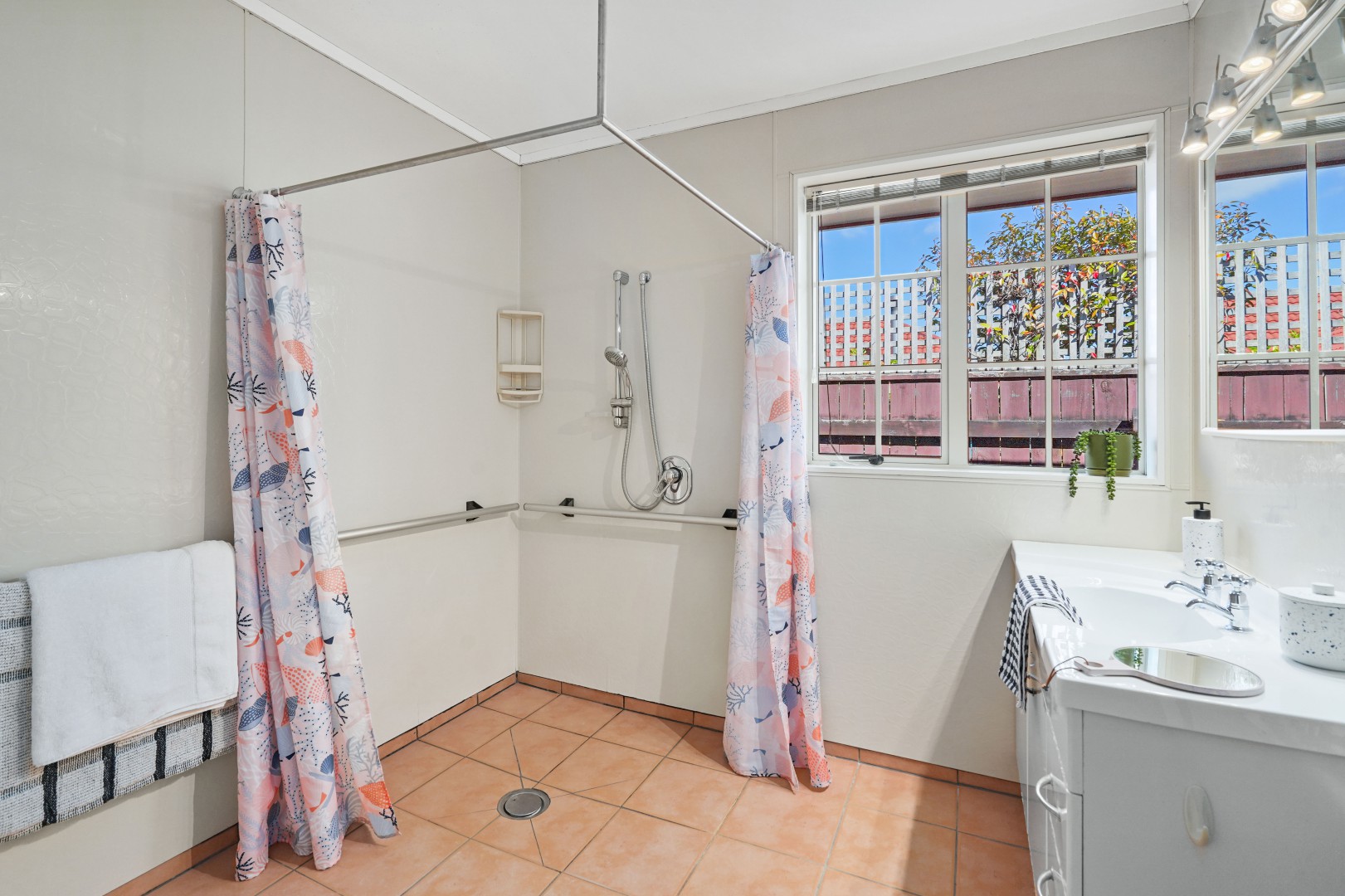 Lovely Location Home Close to All