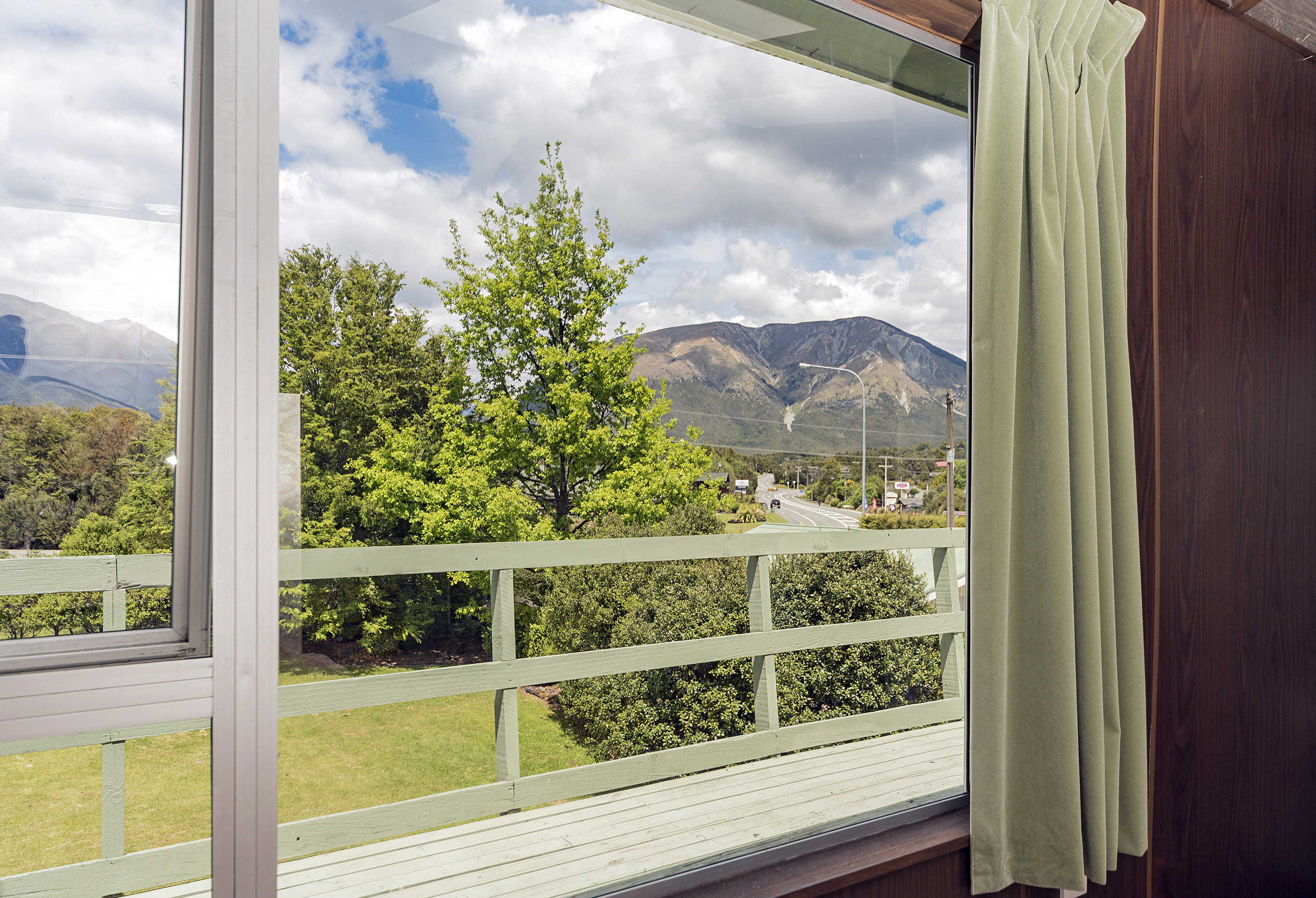 St Arnaud Holiday Home Awaits You