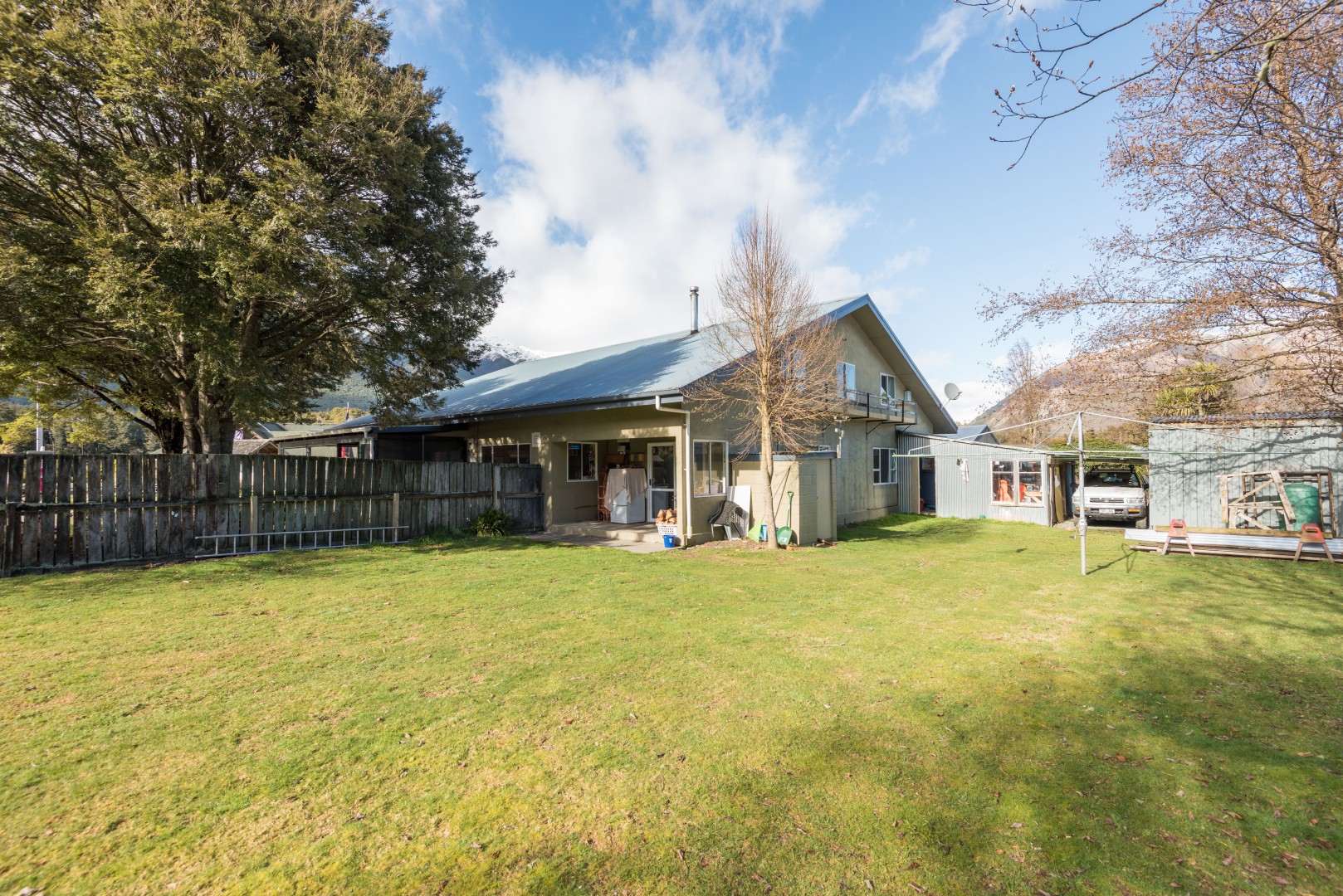 St Arnaud Store, Fuel & Takeaways