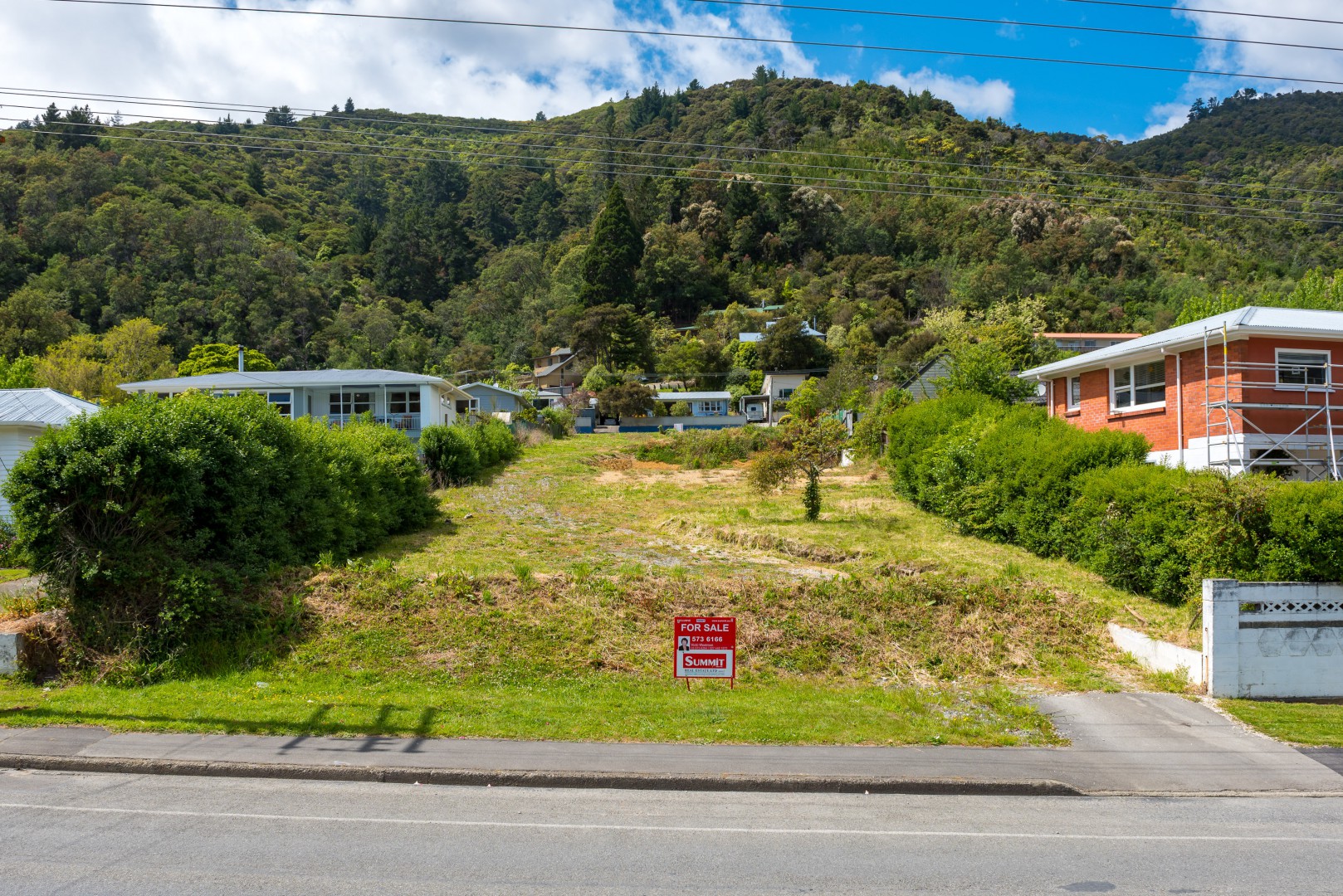 Fantastic Location, Loads of Potential