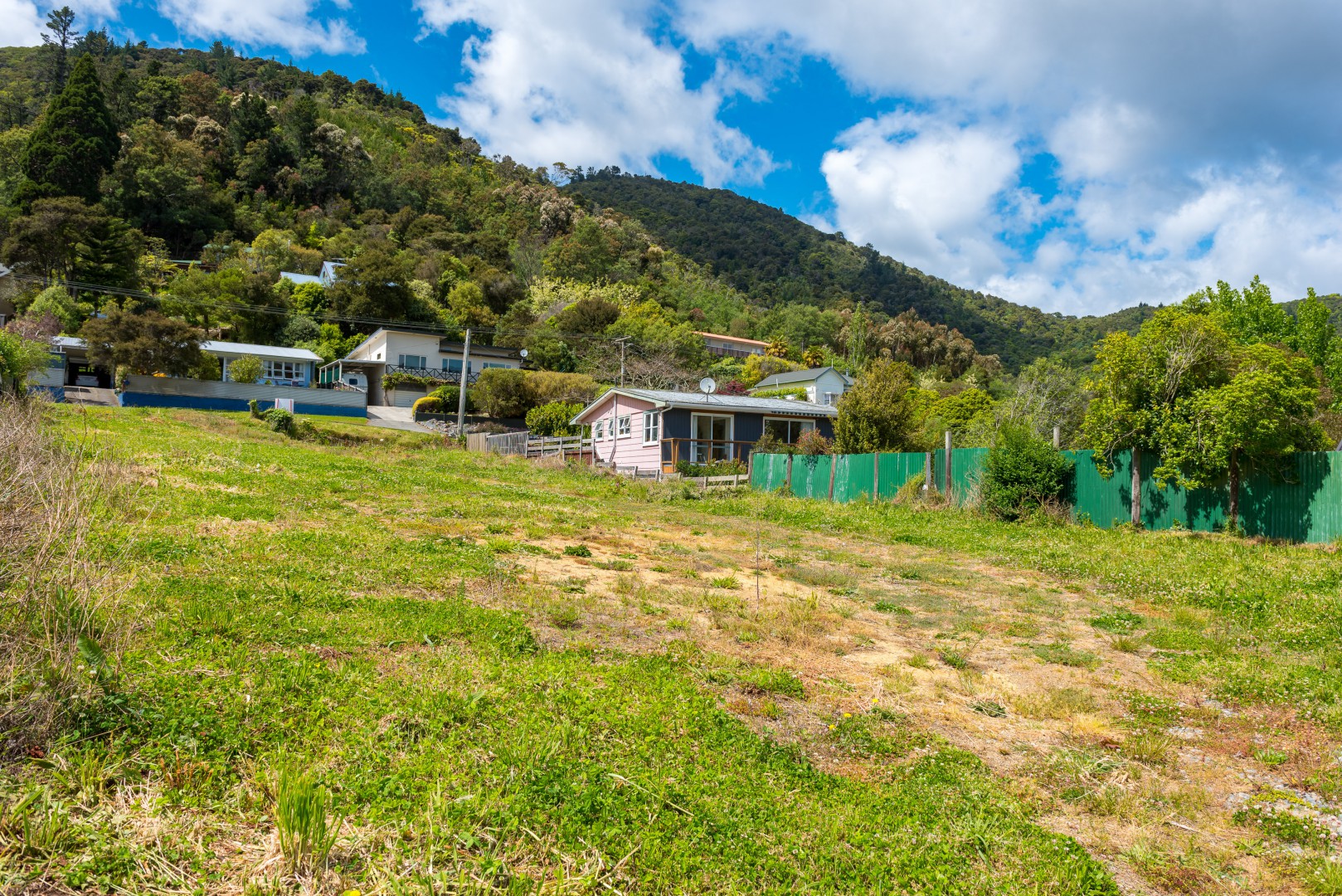 Fantastic Location, Loads of Potential