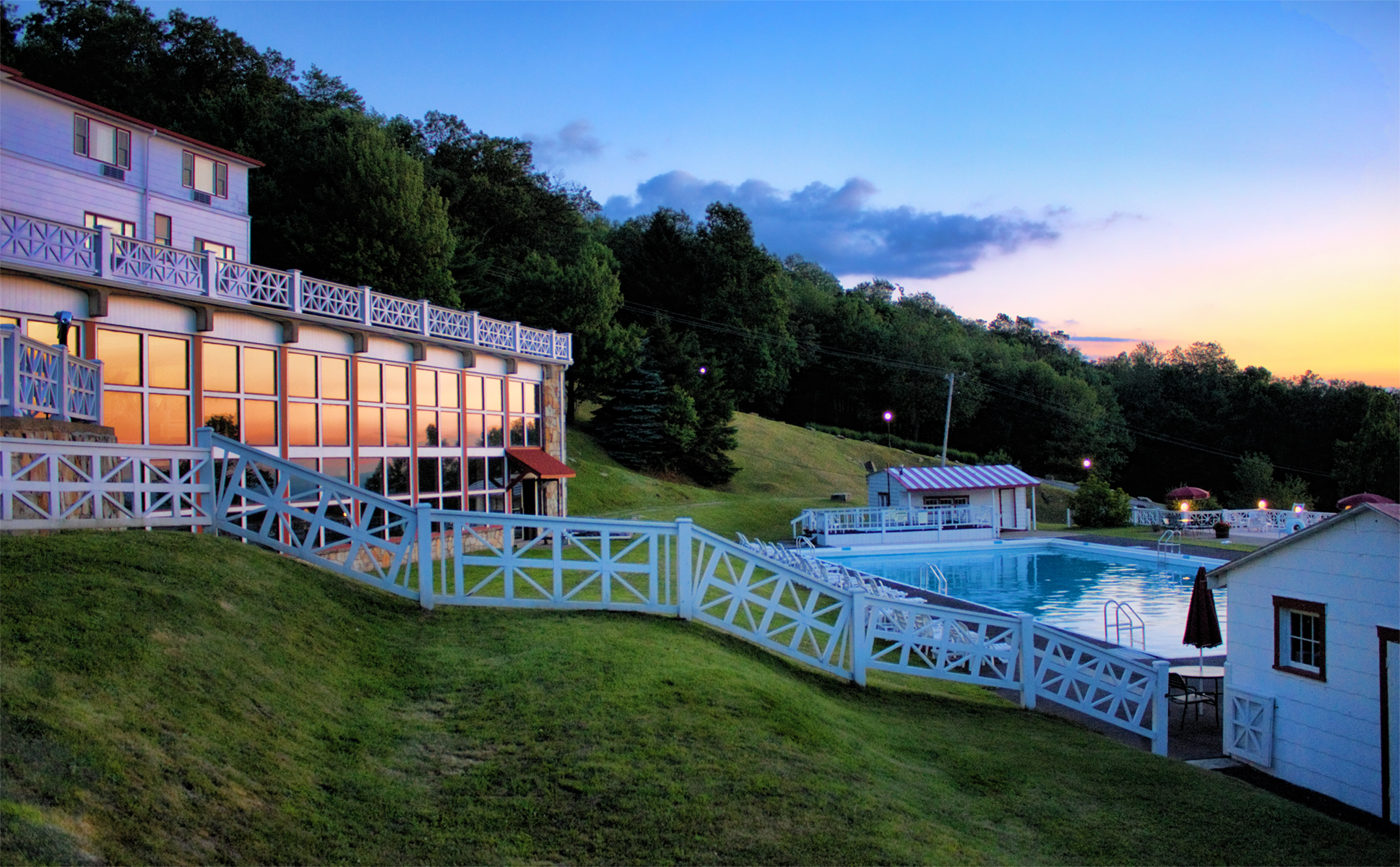 Photos The Historic Summit Inn Resort Homepage