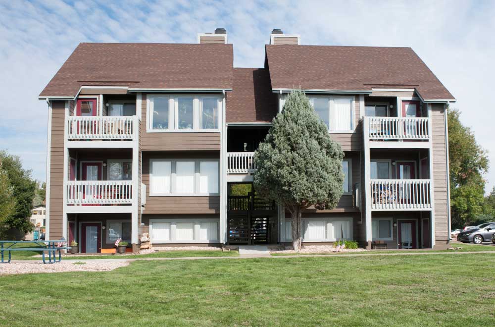 landmarkapts Summit Management Services, Inc