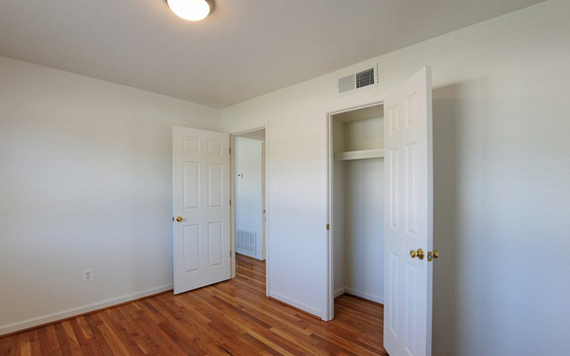 Gallery Summit Pointe Apartments 523 Summit Street Petersburg