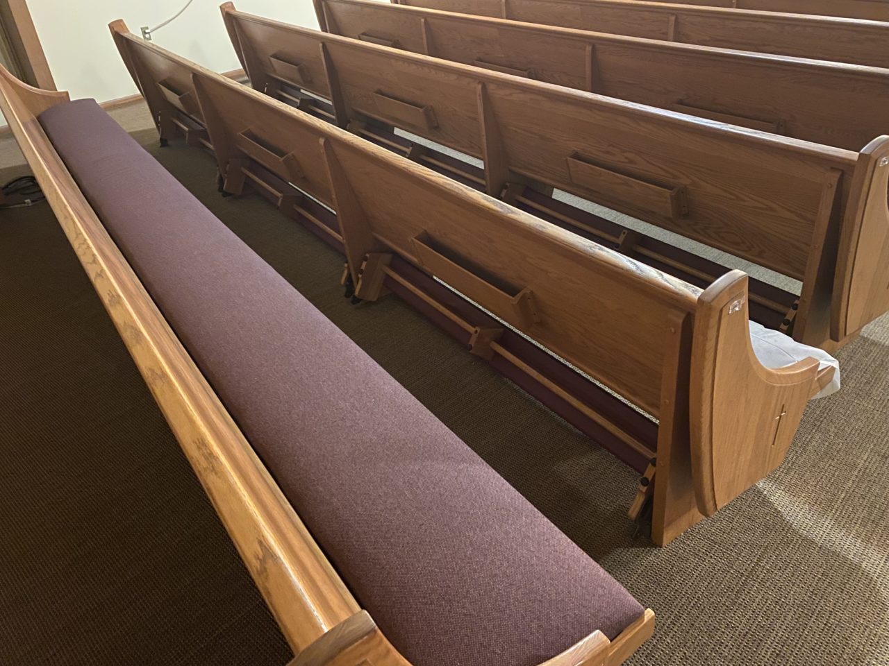 Used Pews for Sale by a church. Free Listings Summit Seating For