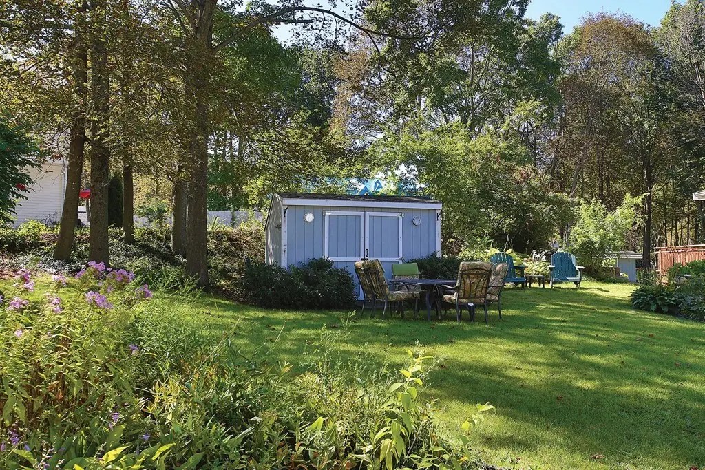 925 Walnut Street, Newton Sumner Realty