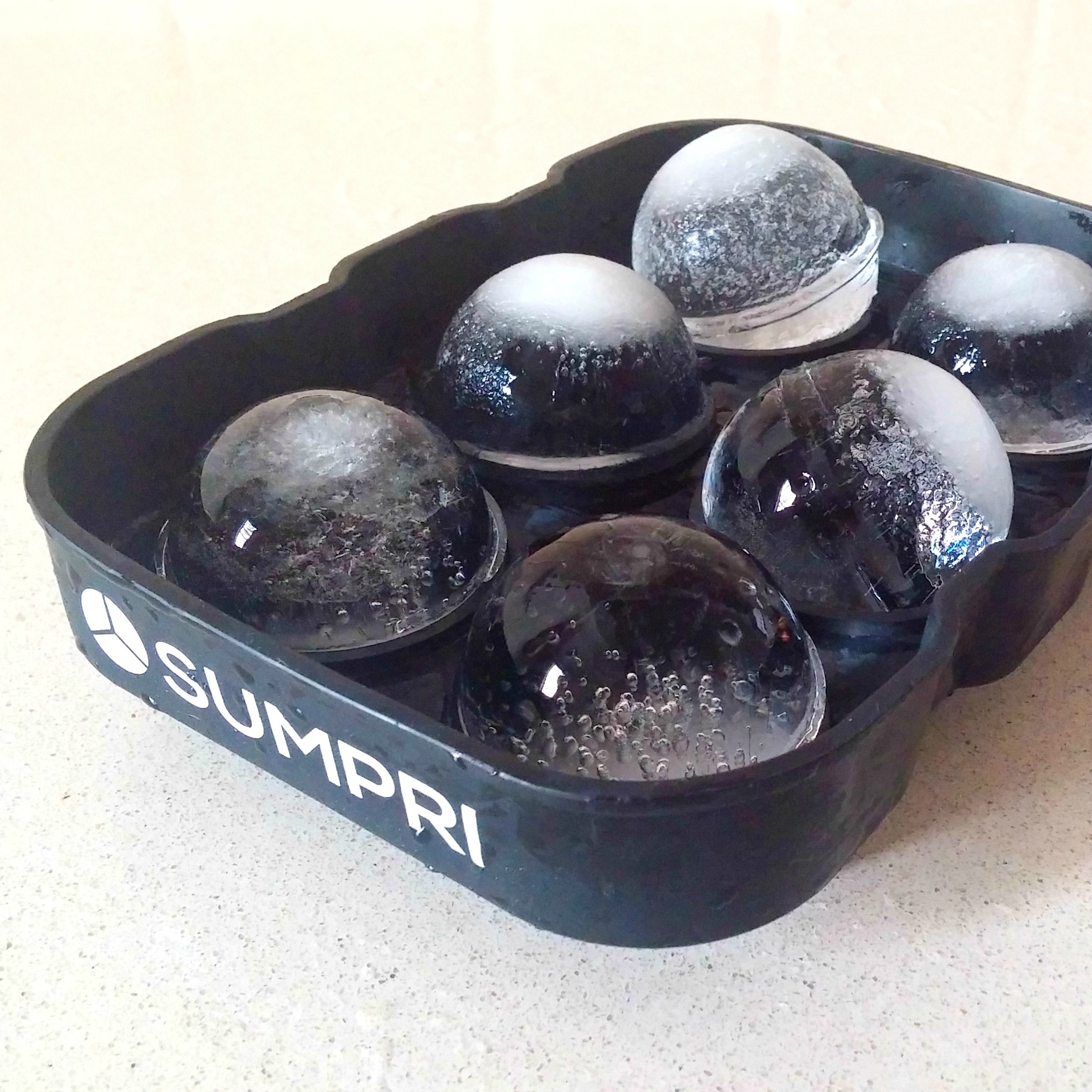How Can You Make Ice Balls That are Clear and Perfectly Round? SUMPRI