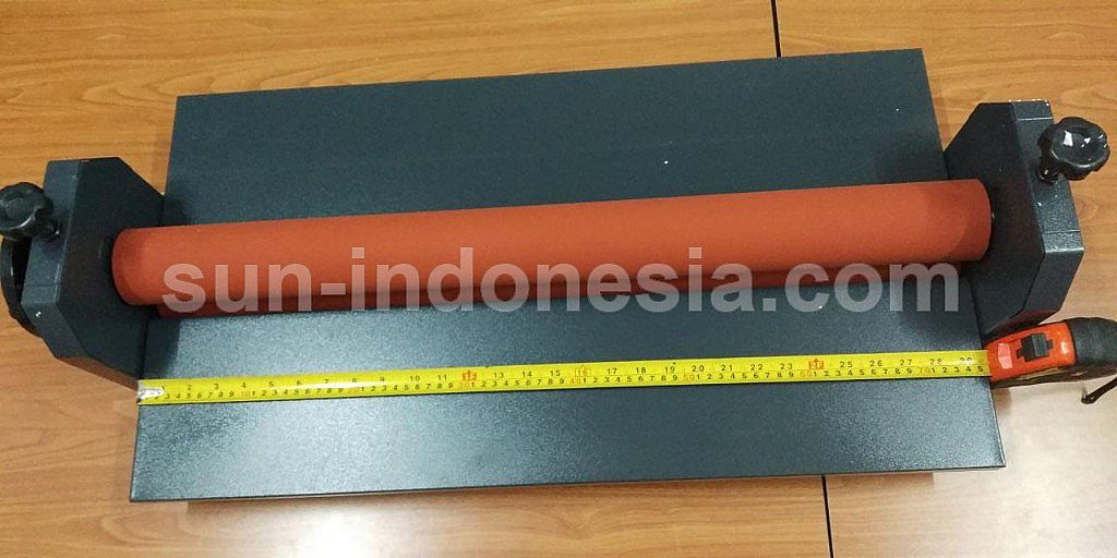 Mesin ( Machine ) » Laminasi » Laminasi Dingin » Alat Laminasi Dingin 750 mm •