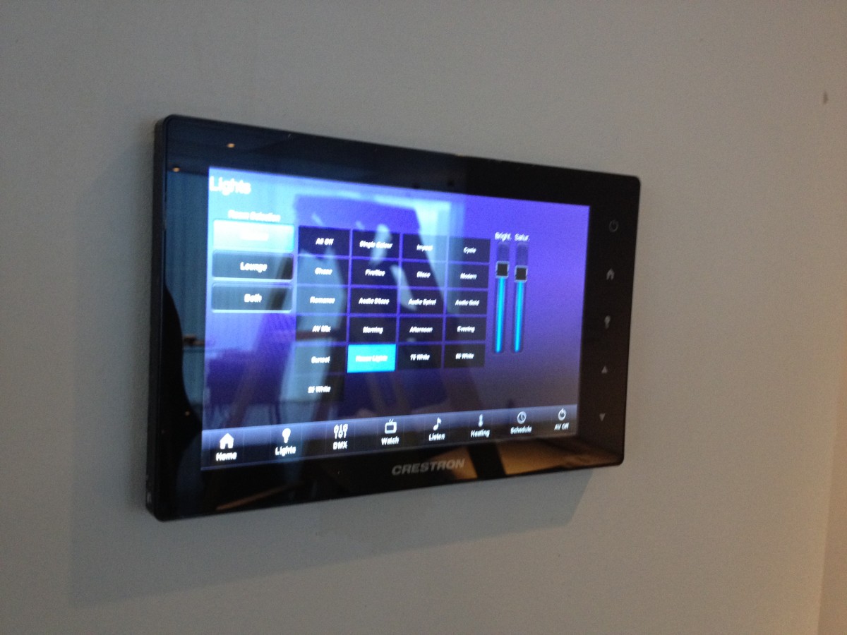 Crestron control for amBX LightScene Engine SunLight Solutions