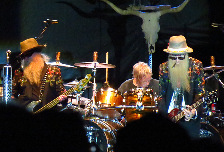 Concert review of ZZ Top live in La Grange