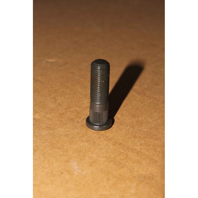 Wheel stud standard