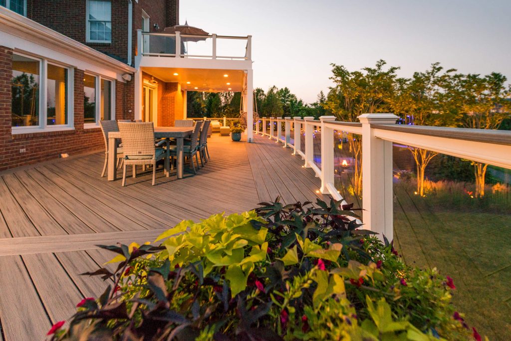 How to Choose the Right Custom Deck Builder Sunburst Deck