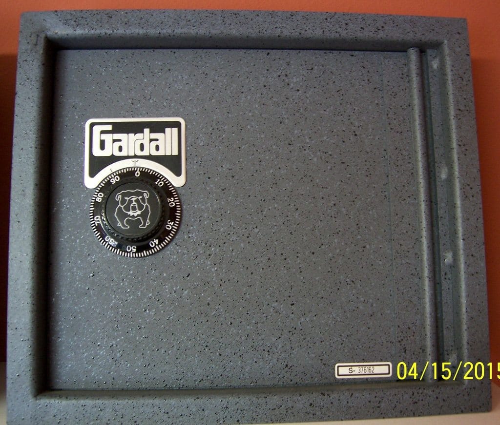 Wall Safe (Gardall) SL4000