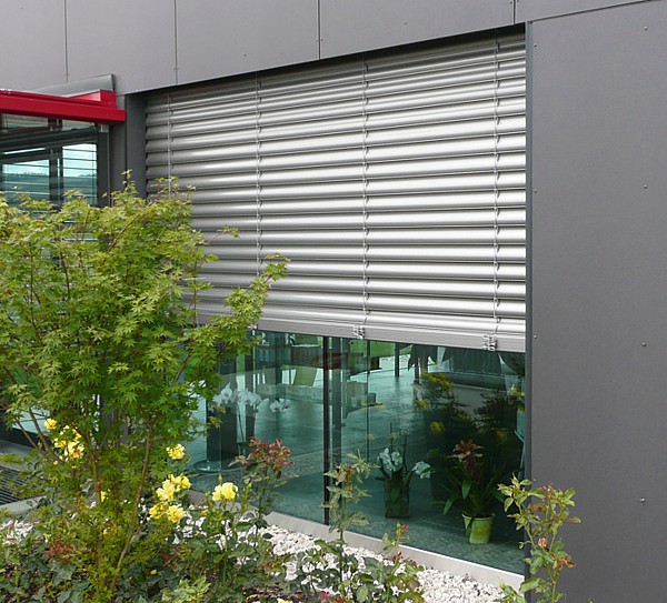HELLA Exterior Blinds can be automated for light control, wind and sun protection