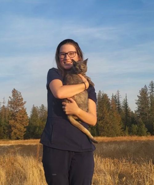 Nine Mile Falls, WA 99026 Veterinarians Suncrest Veterinary Services