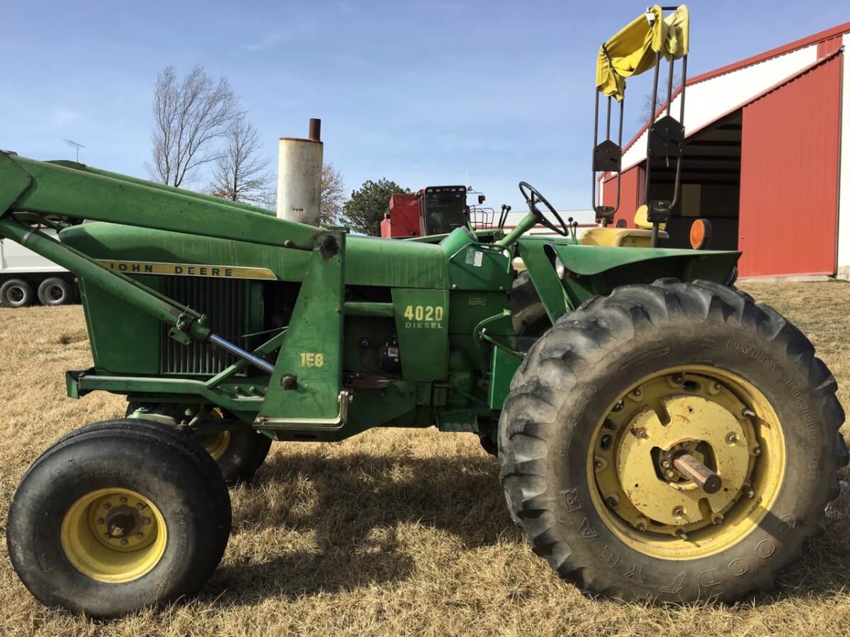 Sundgren Realty & Auction Farm Machinery Auction Near Thayer KS
