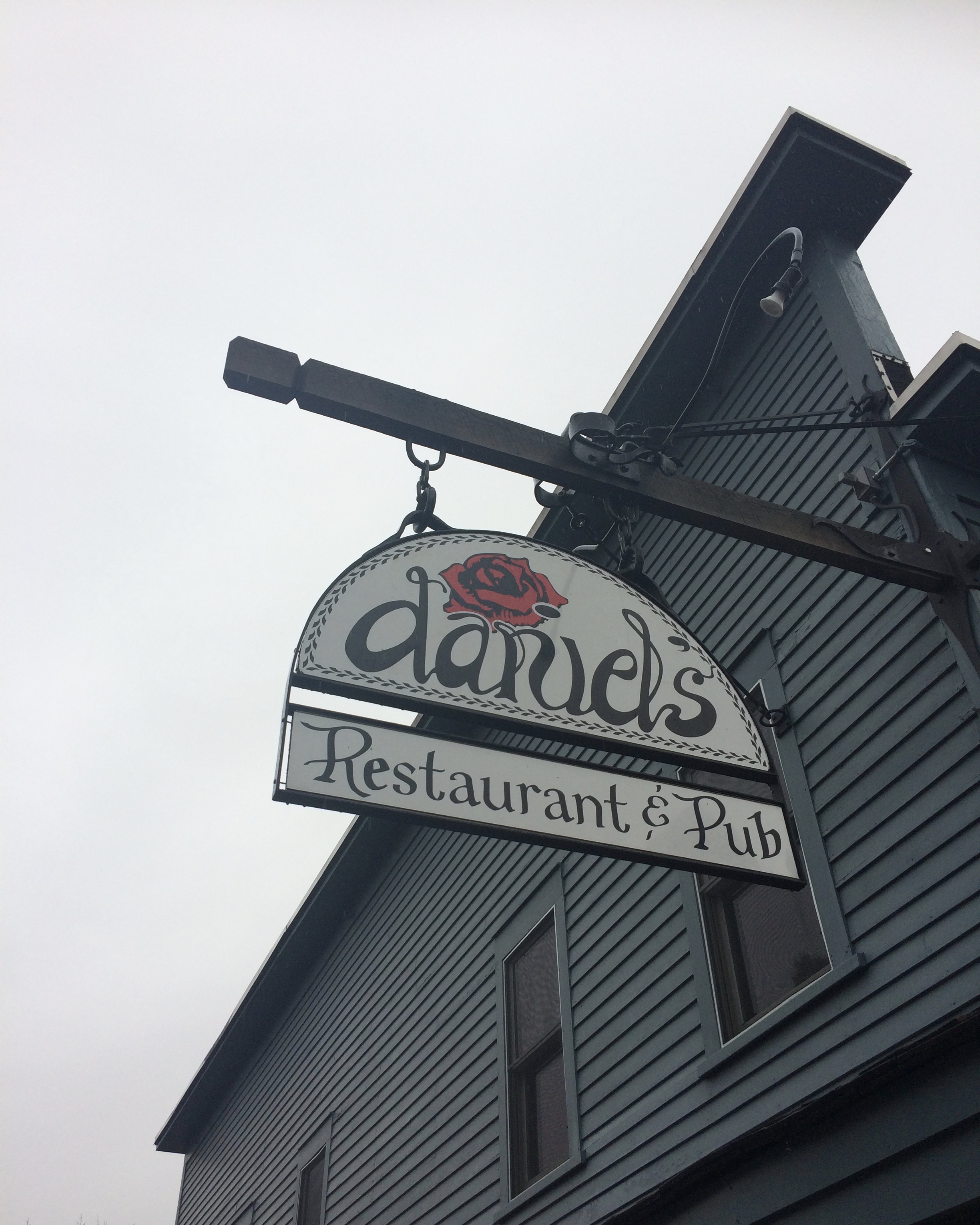 Daniel’s Restaurant & Pub (Henniker, NH) Sundown Pointe