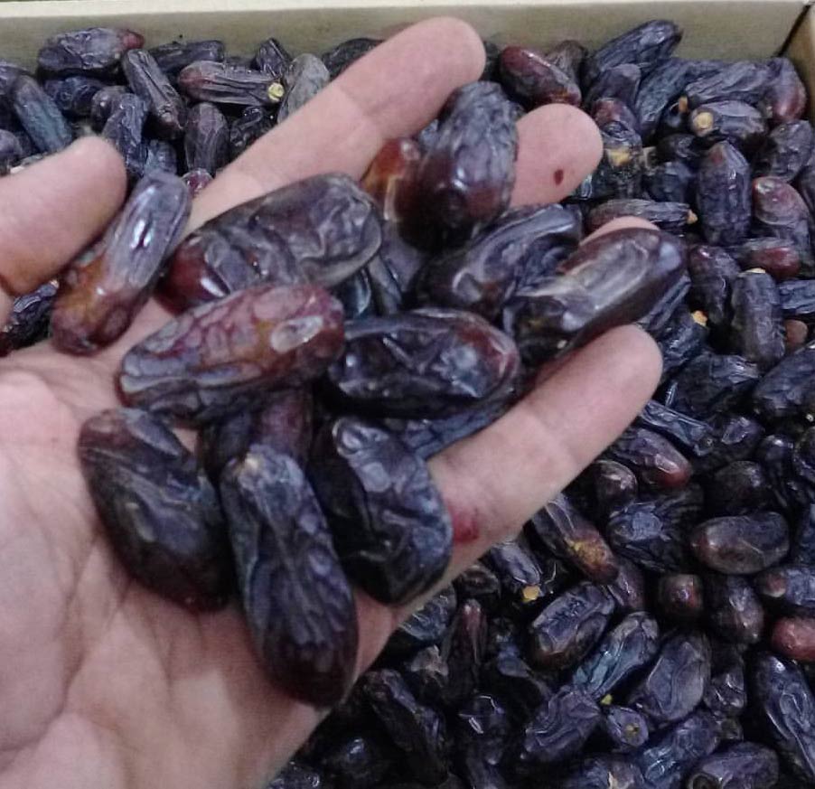 Dates Fruits Sale Offer