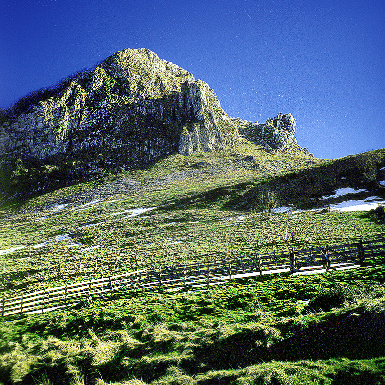 Walking the Basque Country Guidebook; 8 Car Tours Sunflower Books
