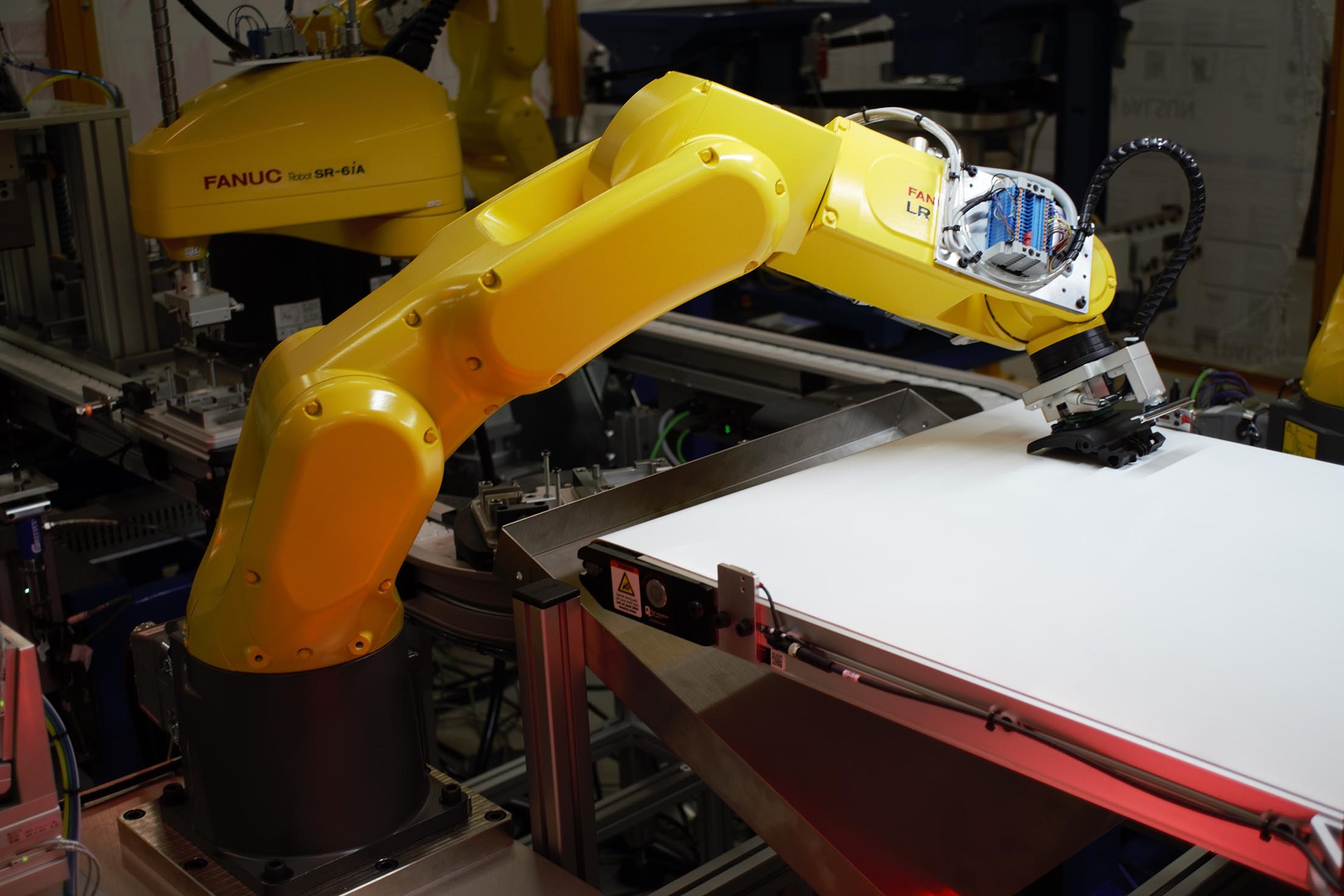 MACHINE/AUTOMATION DESIGN & BUILD SunlightTech, Inc.