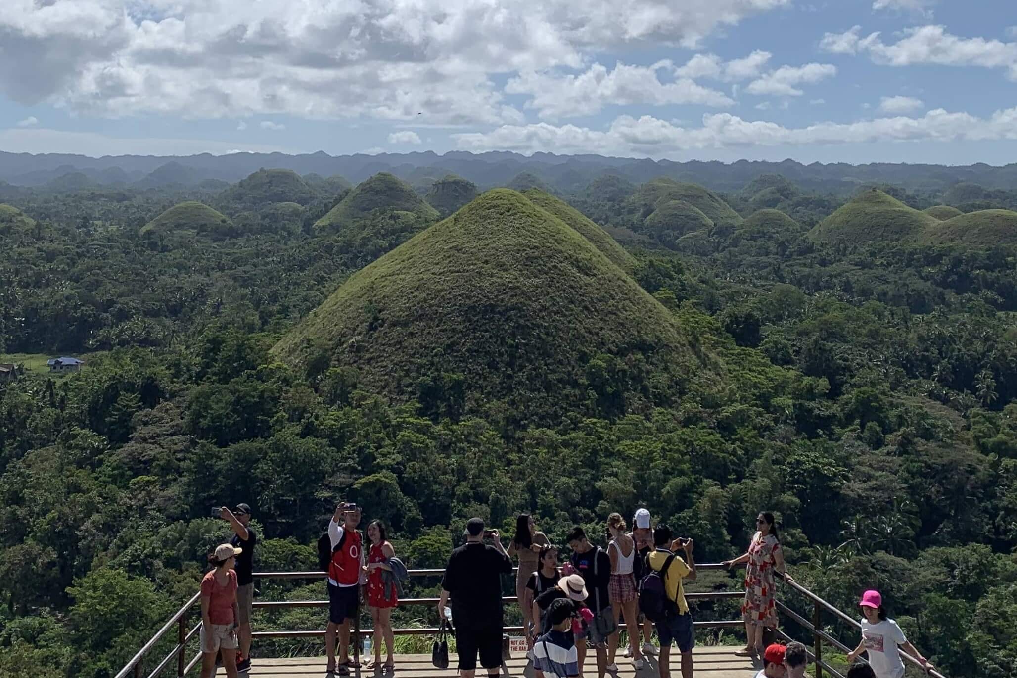 CebuBohol island Day Tour (Tarsier & Chocolate Hills) Sun Notes