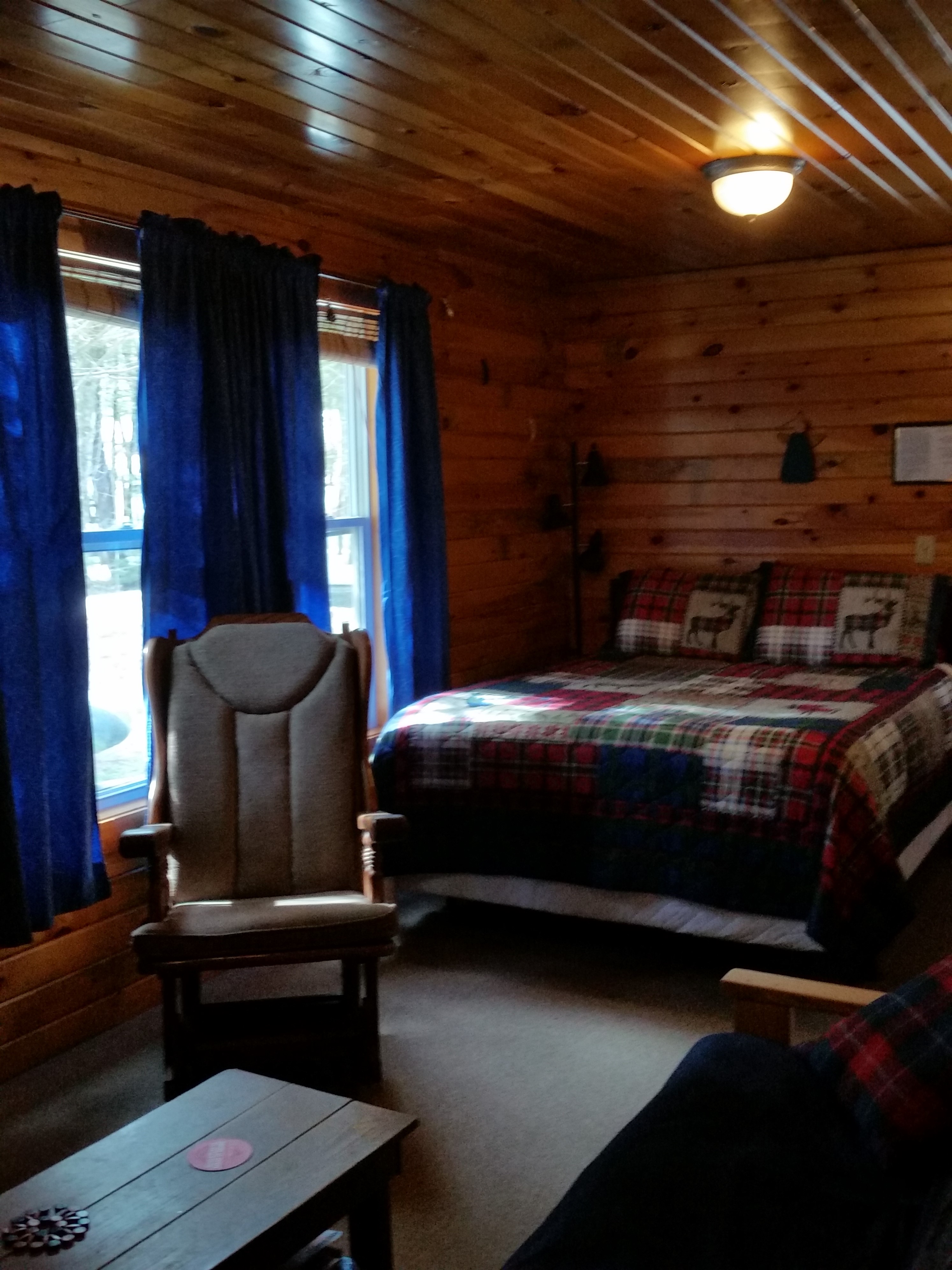 Moonlight Hideaway at Sunny Brook Cottages NH
