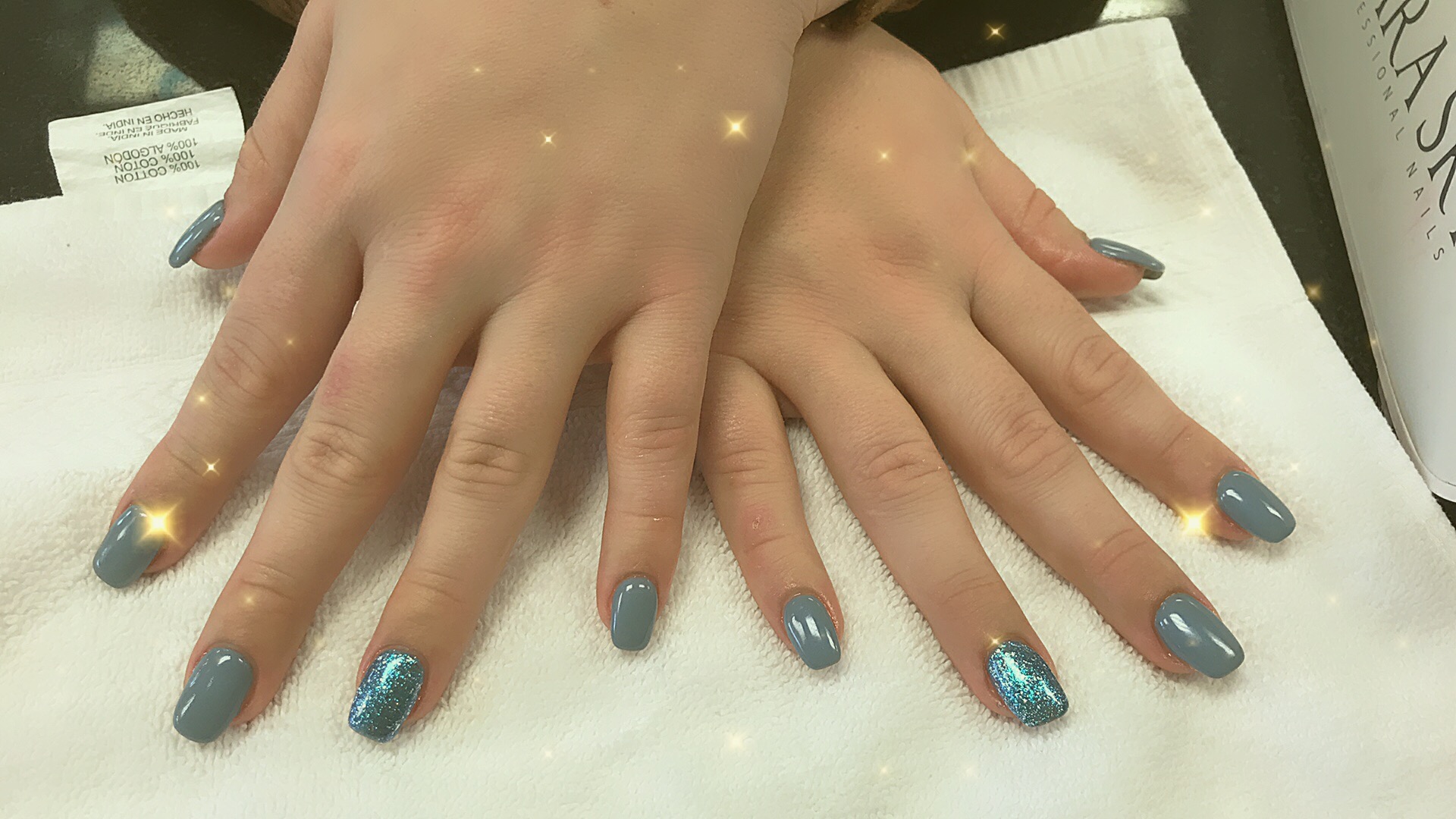Sunny Nails Aurora