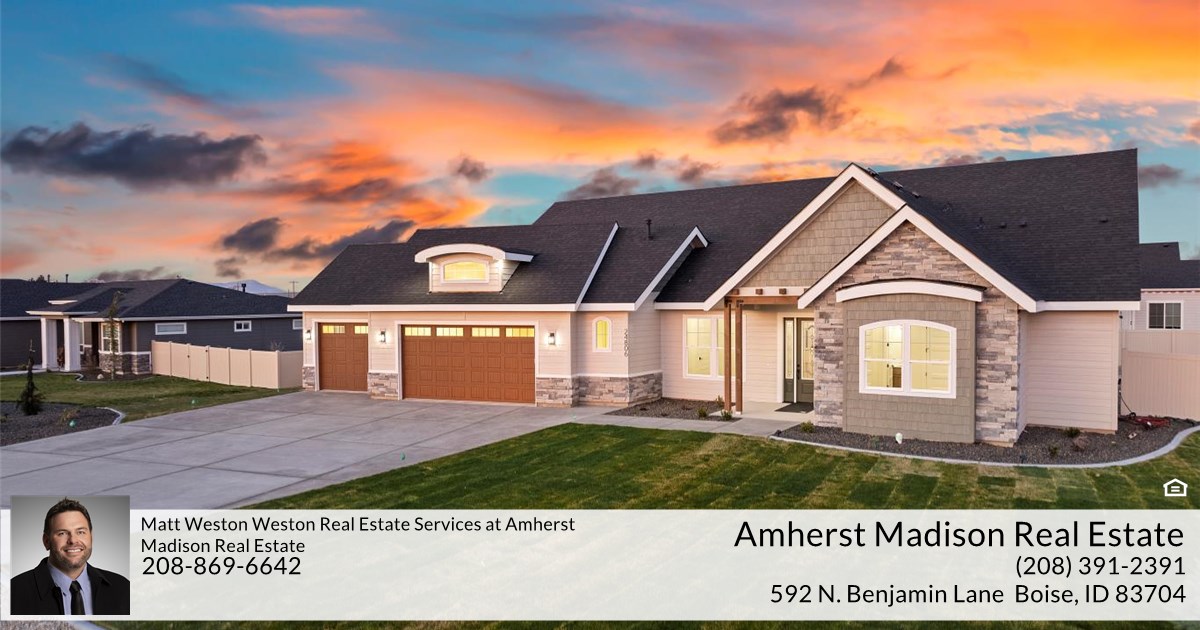 24806 Thunder Cloud St, Middleton, ID 83644