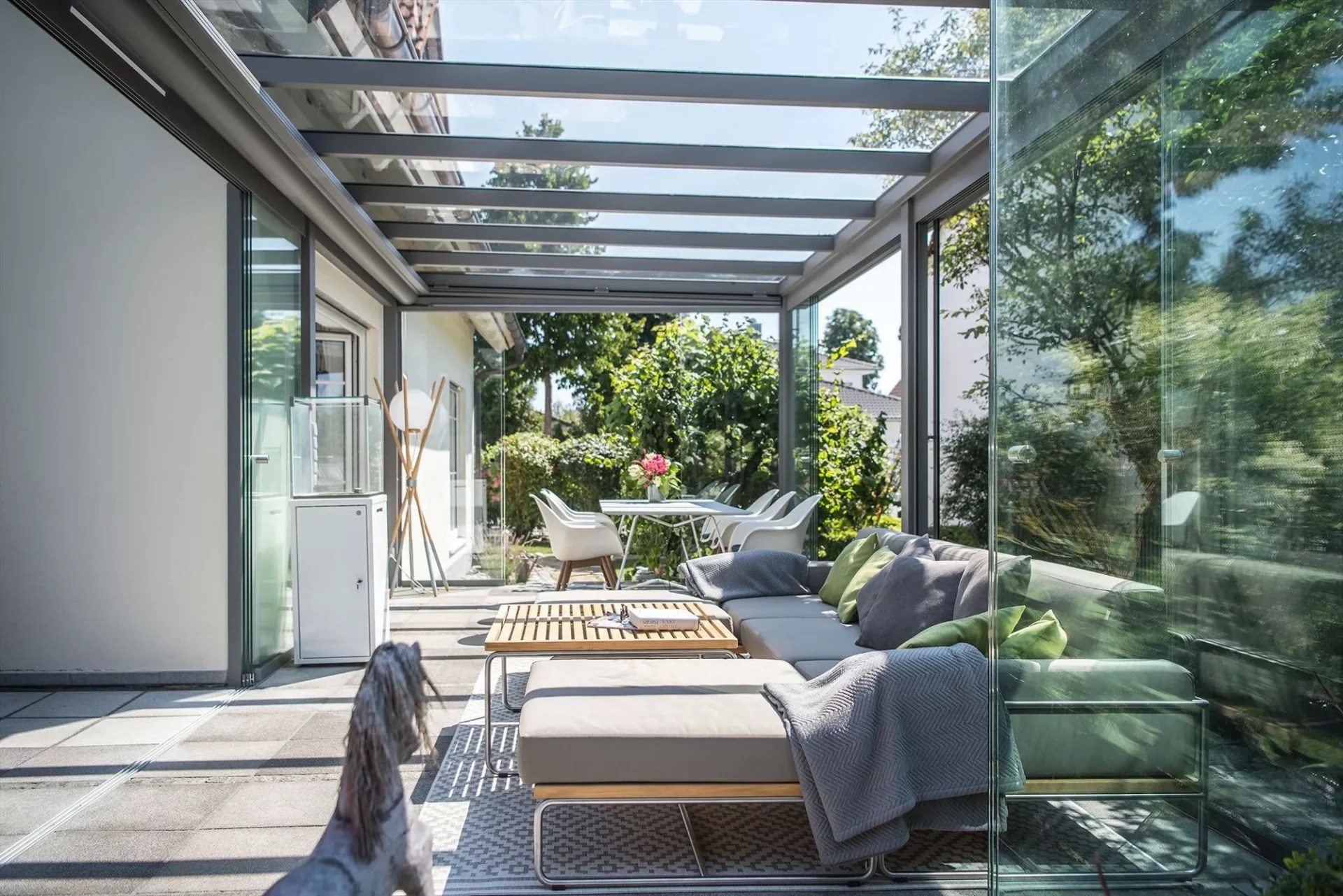 Wat is Patio? Sunparadise