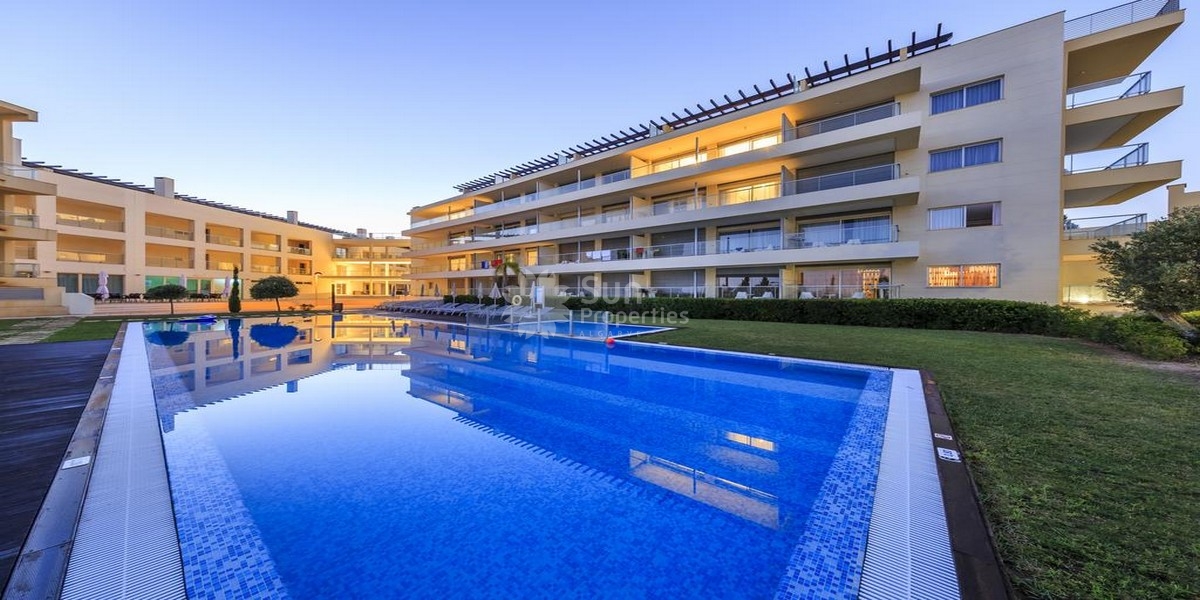 PENTHOUSE TRIPLEX IN VILAMOURA FOR SALE Sun Properties Algarve