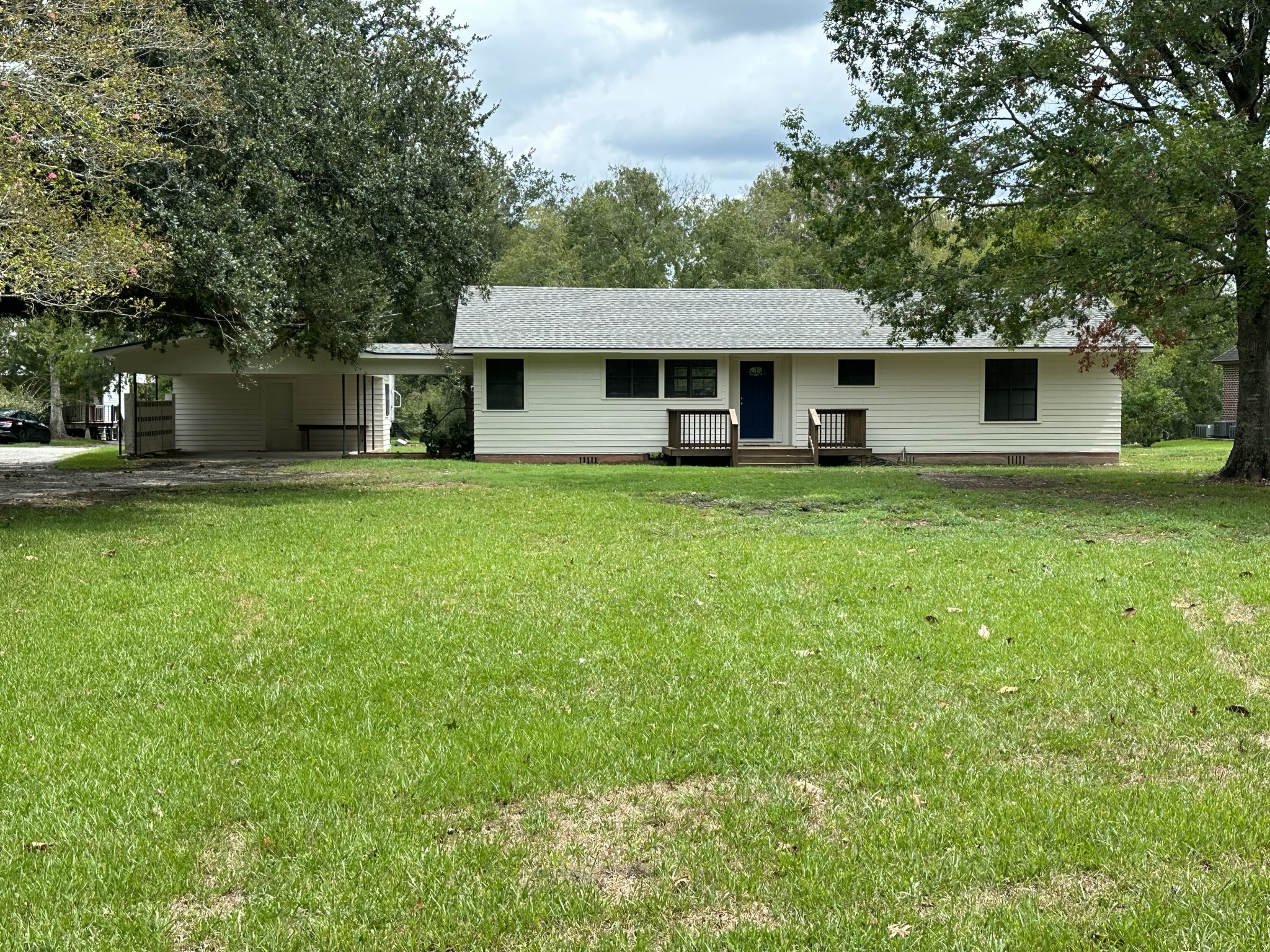 10917 LA Hwy 167, Abbeville, LA PRICE REDUCED!! Sunrise Realty LLC