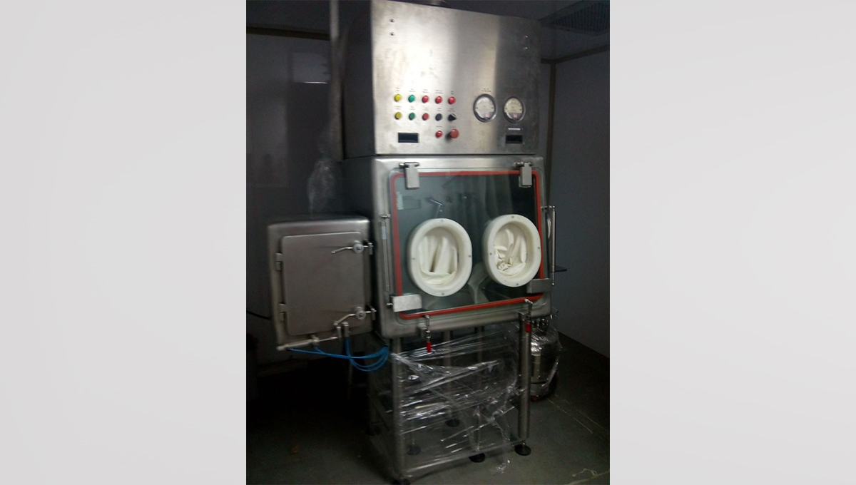Isolator Sunsai Pharma Equipments