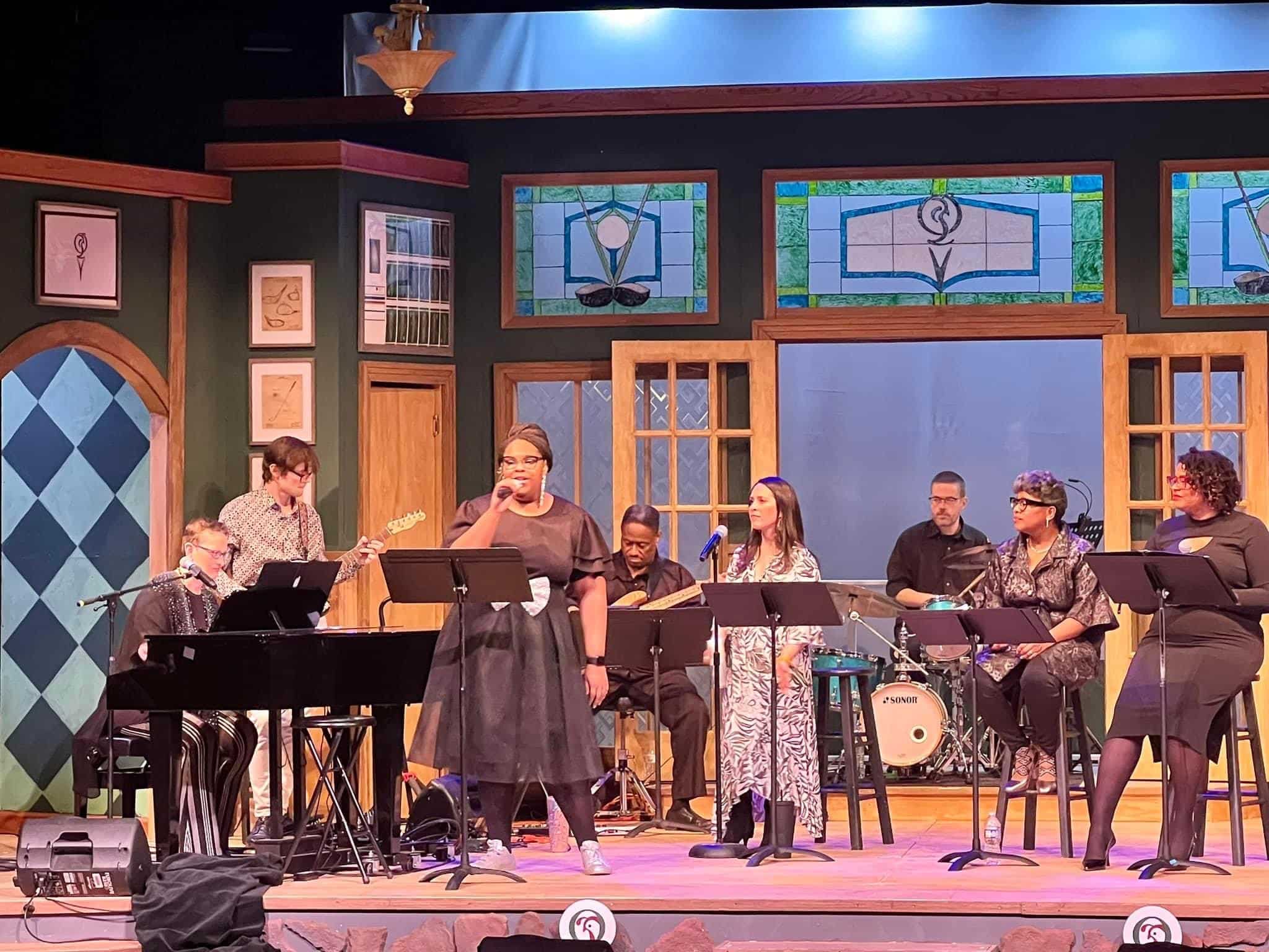 Live Theater & Musicals in Milwaukee, Wisconsin Sunset Playhouse