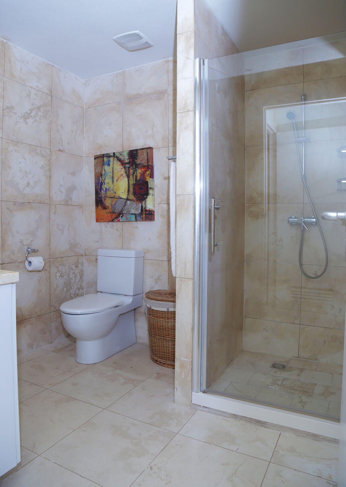 Franpani apartment for rent in Aruba Eagle beach Sunset Residence Aruba