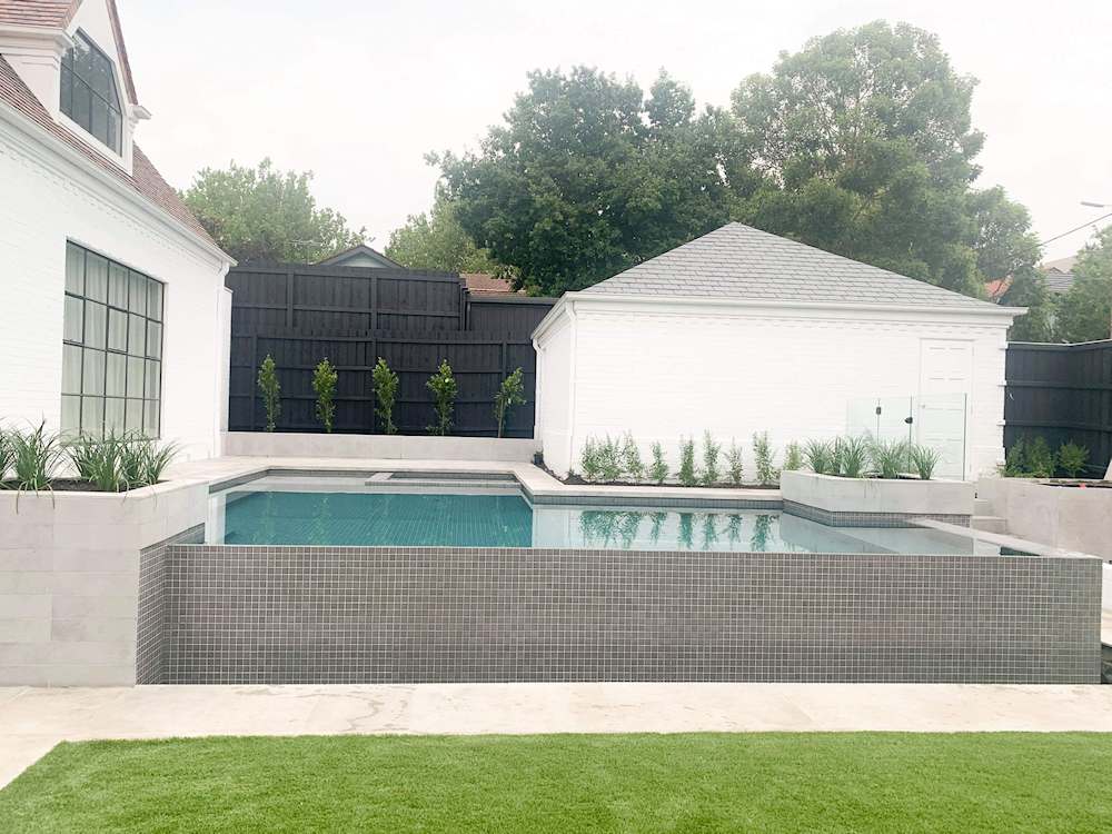 Melbourne Infinity Pool Builder Sunsetter Pools & Spas