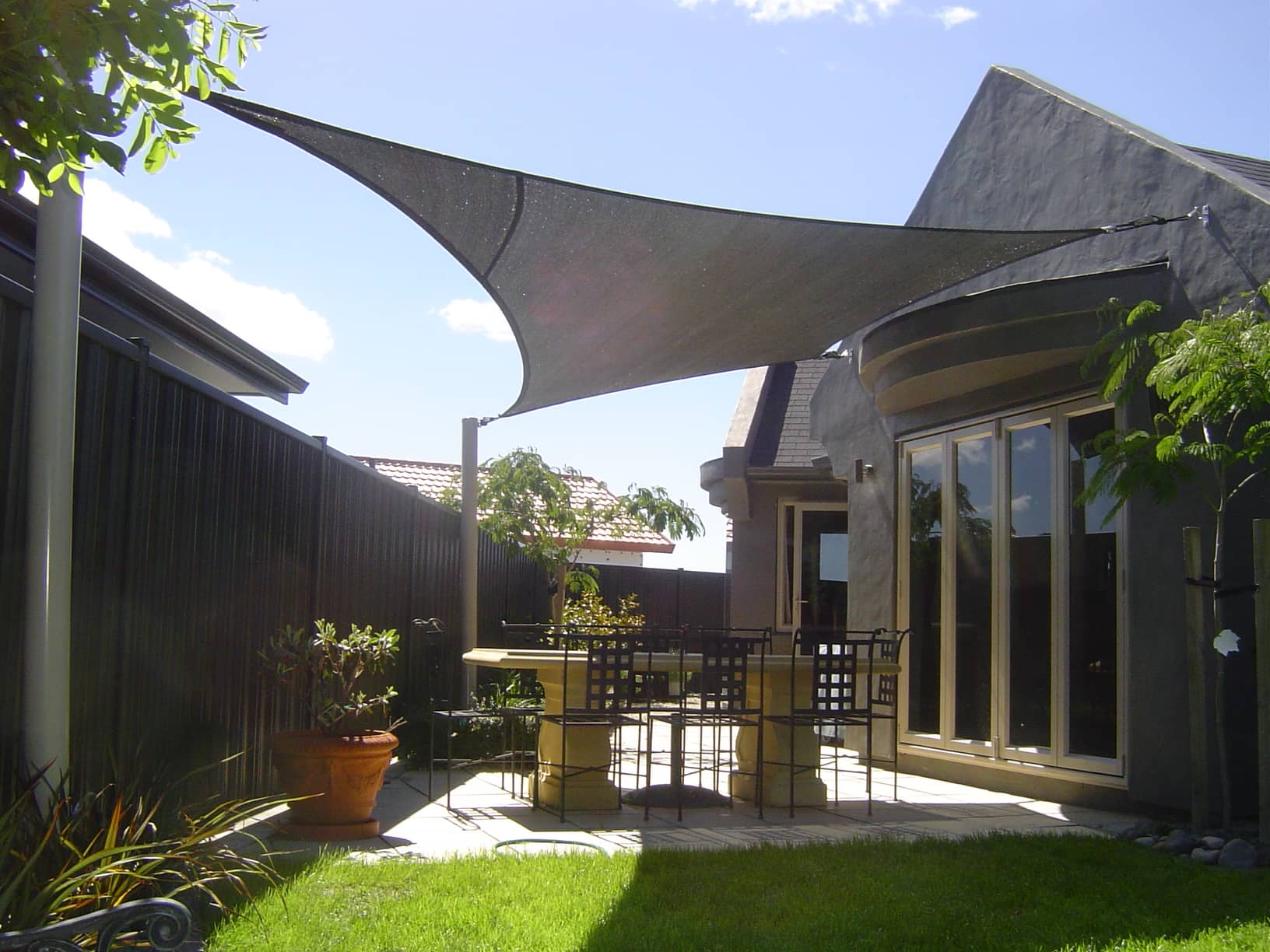 Residential deck shade and screens SUNSHADE