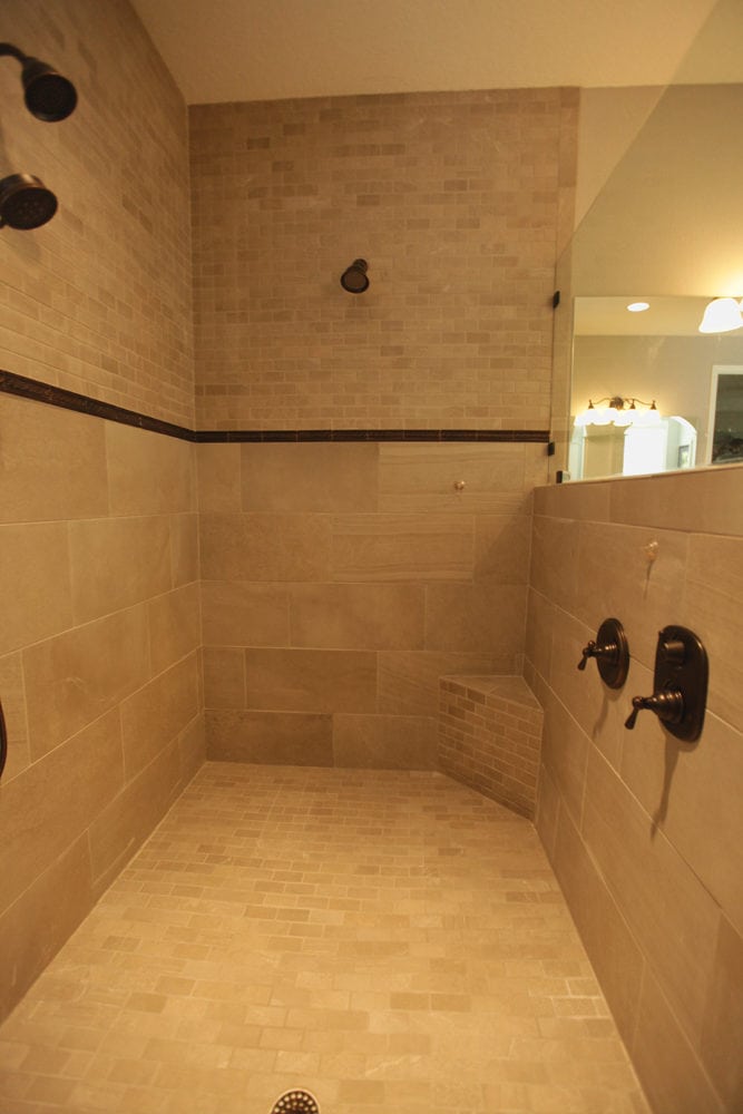 Ceramic Tile in Shower Sunshine Interiors Carpet, Blinds, Drapes