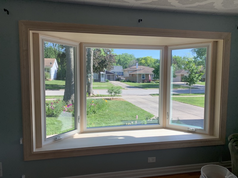 New Bay Window in Lombard Sunshine Siding & Window Co