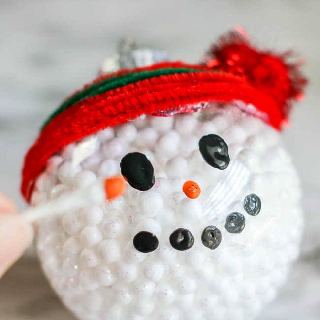 10 Simple and Fun Christmas Crafts for 2 Year Olds!