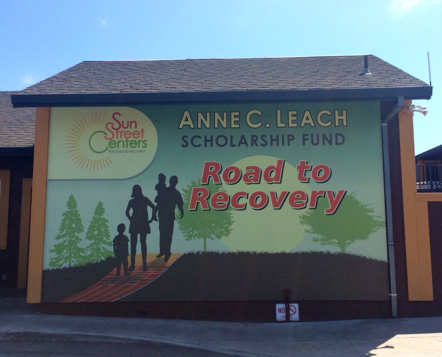 New mural unveiled, scholarship announced at Sun Street