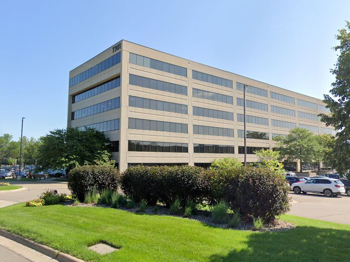 photo of Edina 100 Office for Lease Suntide Commercial Realty