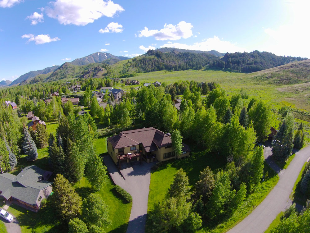 Outdoor2 Sun Valley Life Real Estate in Sun Valley, Idaho