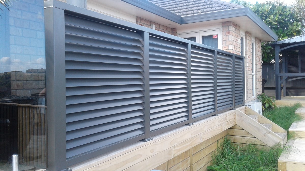 Louvre Panels & Outdoor Accessories Pergolas Sunvue Covered Pergolas