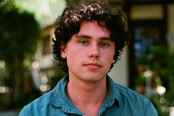 Finn Roberts Biography Net Worth, Age, Height, Girlfriend, Photos, Family